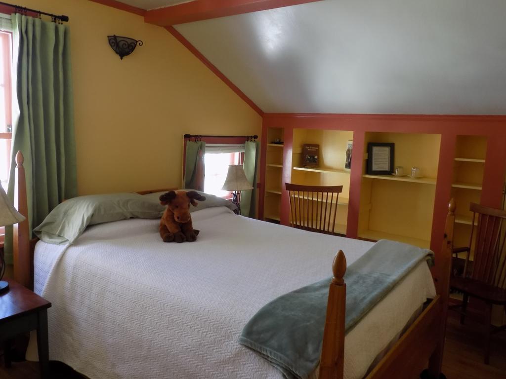 Wilderness Inn Bed And Breakfast North Woodstock Exterior photo